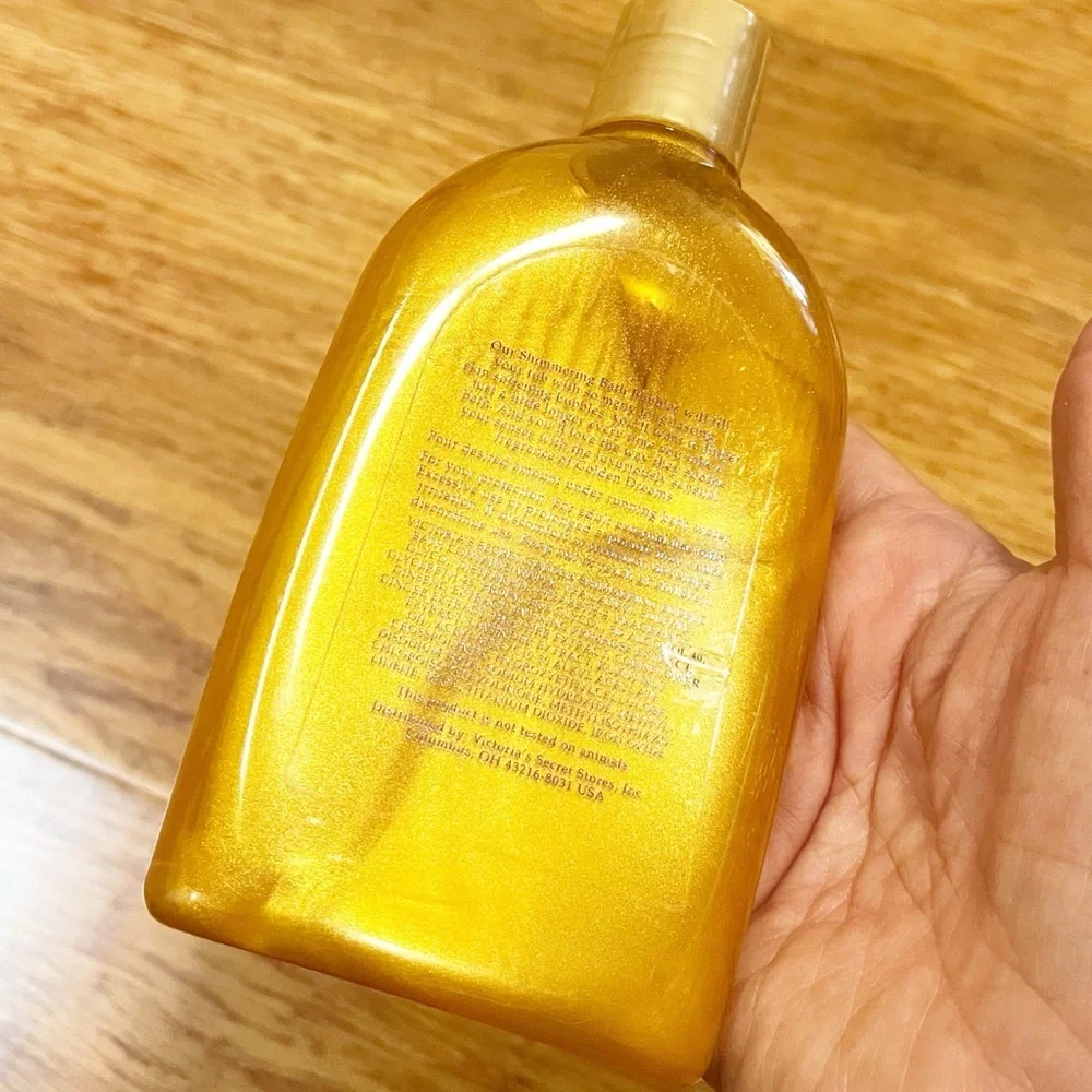 Vtg RARE Victoria's Secret Golden Dreams Shimmering Bath Bubbles- Discontinued